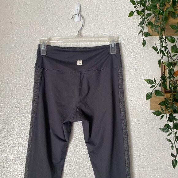 🦋 VUORI Dark Gray Colorblock Leggings Small Workout Casual Running Athletic - Picture 3 of 4